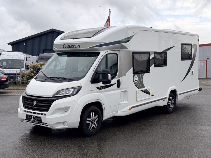 Chausson 718 XLB  Special Edition Luftfeder Maxi Sat+Tv Hubbett Klima