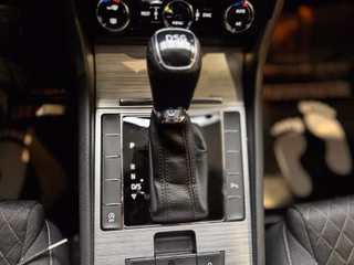 Skoda Superb 2.0TDI*Combi*7G*Kamera*LED* - bilder 13
