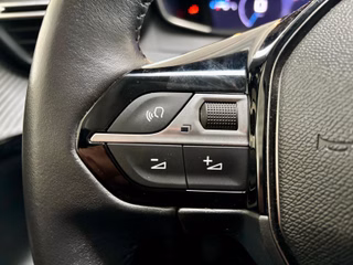 Peugeot 208 Allure  LED CarPlay SHZ PDC Tempomat - bilder 14