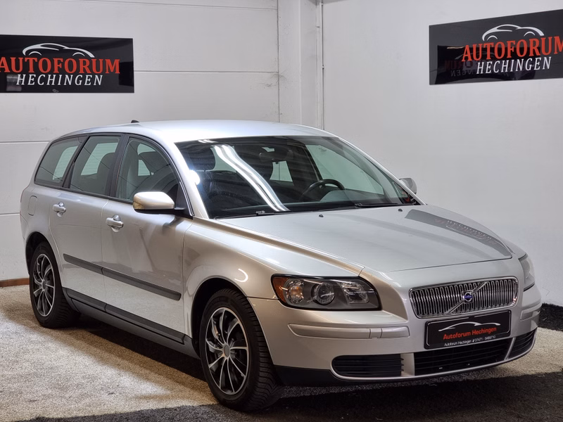 Volvo V50 Kombi 2.4 Kinetic Automatik AHK