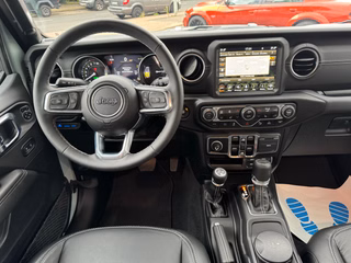 Jeep Wrangler Unlimited Rubicon 4xe Sonder-Umbau Komplettlackierung - bilder 29