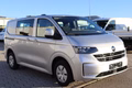 Daumennagel 1 - Volkswagen T7 Kombi 6-Sitzer Kurz 2xSCHIEBETÜR LED KAM SHZ
