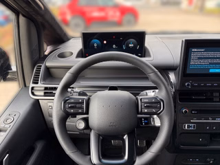 Hyundai STARIA Elektro 84kWh/800V Calligraphy 360°Kamera - bilder 11