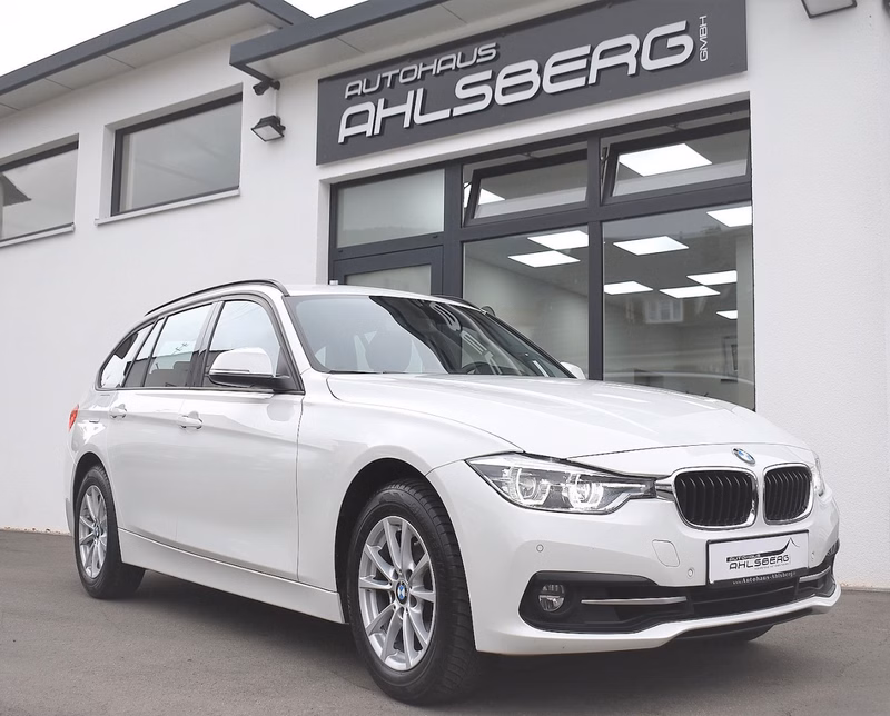 BMW 320i xDrive Sport Line Navi/LED/AHK