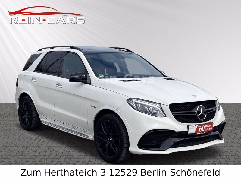 Mercedes-Benz GLE 63 AMG LED SOFTCL PANO KEYGO KAMERA H&K