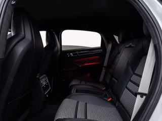 Porsche Cayenne GTS Coupé*GT-PAKET*172k€*CARBON*KERAMIK*NACHT* - bilder 4