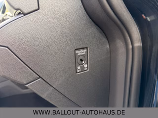 Volkswagen Golf VIII Lim GTI*1.HAND*PANO*ACC*HARMAN*TOT*SHZ - bilder 7