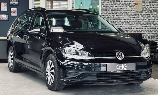 Volkswagen Golf Variant VII DSG|CARPLAY|AHK|KAMERA|NAVI| Gebrauchtwagen Kaufen | EZ 09/2018 | Preis 12.990 €
