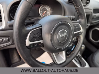 Jeep Renegade Limited 4WD*1.HAND*NAVI*TEMPO*SPUR*PANO - foto 3