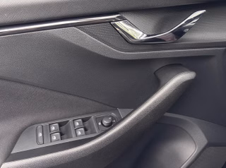 Skoda Scala 1.6 Ambition  VIRTUAL COCKPIT/NAVI/TÜV - foto 22