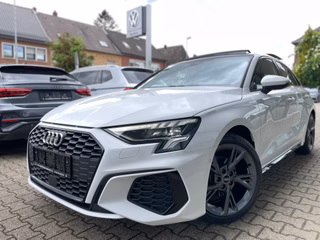 Audi A3 Sportback 35 TFSI S line,Pano,Kessy,Leder,WR