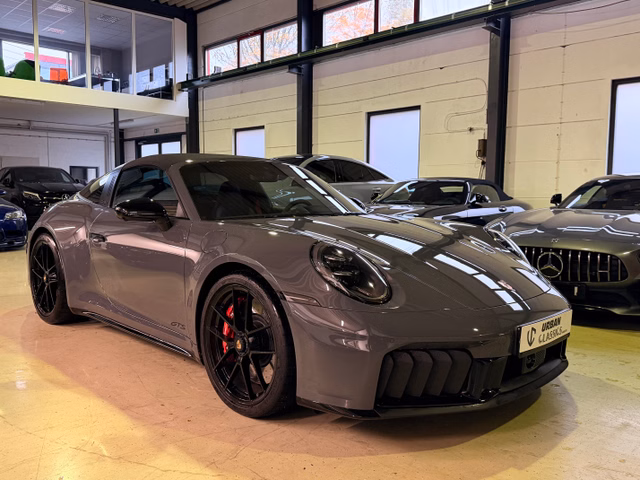 Porsche 911 992.2 Targa 4 GTS T-Hybrid *VAT*MATRIX Used vehicle for sale | First registration 02/2025 | Price 205.900 €
