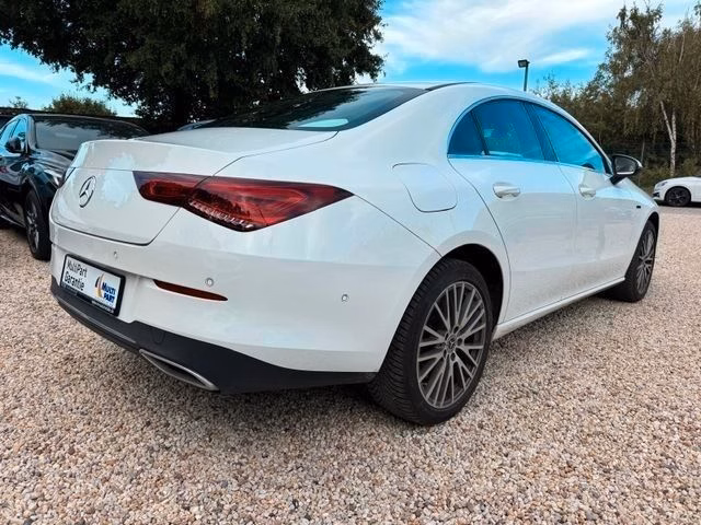 Mercedes-Benz CLA 250 Hybrid Limousine Kamera*Tempo*Navi - foto 4
