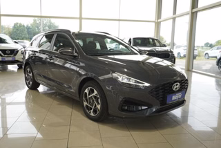 Hyundai i30 Kombi Facelift 1,5T-GDI 48V Navi/LED/Kamera/Winterp.  **