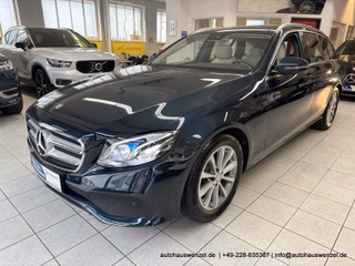 Mercedes-Benz E 200 T Avantgarde - nur 66 tkm - SHD AHK COMAND - foto 34