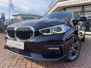BMW 120 d Sport Line Live Cockpit Professional LED Kamera - photo 1