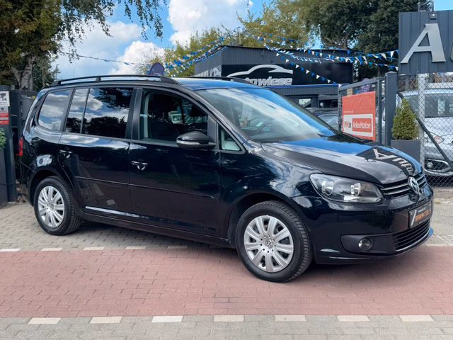 Volkswagen Touran 1.6 TDI Navi*Klima*Szhz*AHK*Temp*TÜV NEU* - foto 1