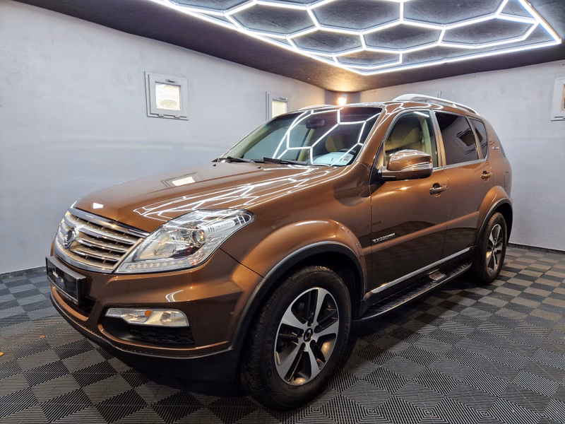 Ssangyong REXTON 2.2 TD LIMITED 4WD|AUTOM|7 SITZE|STANDHEIZUNG|LEDER