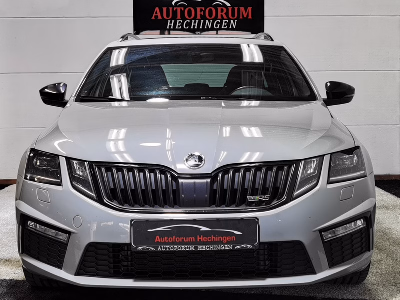 Skoda Octavia RS 2.0 TDI DSG Keyless Pano Navi ACC Standheizung