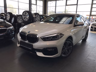 BMW 118 Year-old for sale