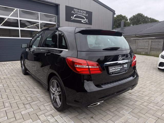 Mercedes-Benz B 250 4Matic SHZ Standhzg Navi LED AppleCarplay - foto 8