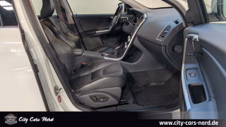 Volvo XC60 Summum AWD PANO+KAM+MEMORY - bilder 24