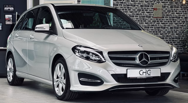 Mercedes-Benz B 180 | AHK | SHZ | Klima | Gebrauchtwagen Kaufen | EZ 03/2016 | Preis 14.990 €