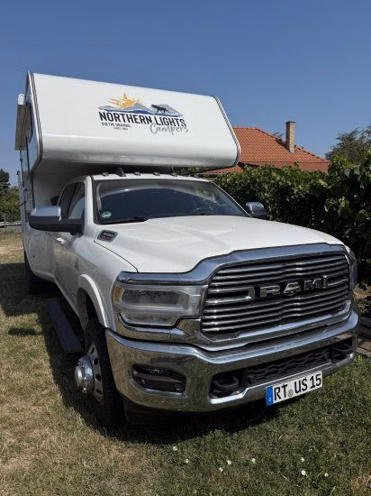 Northern Lights Campers RAM 3500 Laramie 6,7lr Dually NL Camp10 Unikat