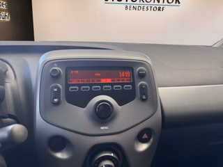 Toyota AYGO x-business Klima Bluetooth - photo 4