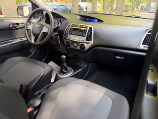 Hyundai i20 5 Star Edition  Klima Tüv Neu - foto 9