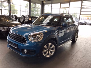 MINI Cooper Countryman Year-old for sale