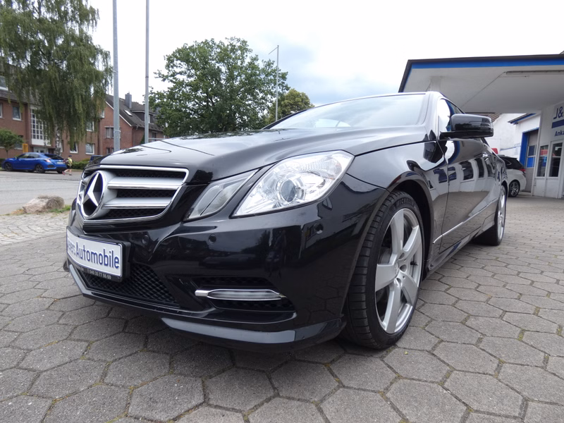 Mercedes-Benz E 250 Coupe Avantgarde 7G-TRONIC AMG Styling  Line