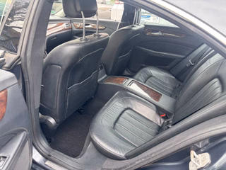 Mercedes-Benz CLS 220d Sportline - foto 11