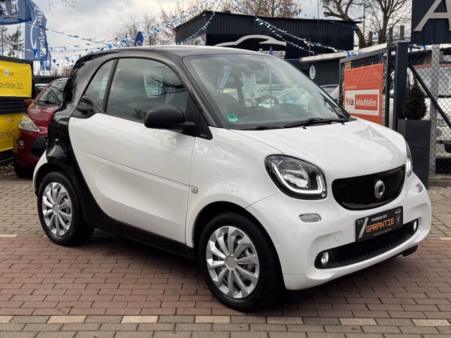 Smart ForTwo Automatik*Panorama*Tempomat*Allwetter*EU6 - bilder 1