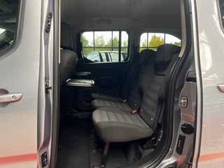 Opel Combo Life Ultimate PDC / SHZ / TEMPO / KAYLESS / DAB / TOT-WINKEL ASSIST - foto 6
