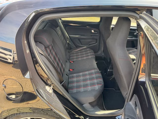 Volkswagen up! 1.0 TSI GTI - foto 21