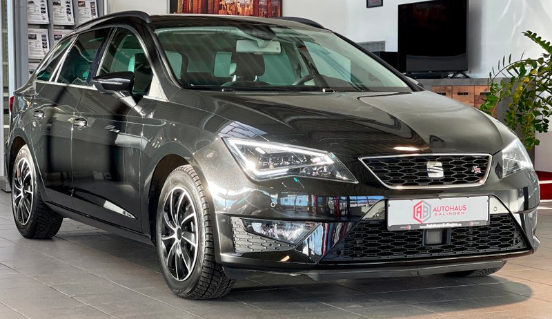 Seat Leon ST FR DSG |PANO|LED|SHZ|NAVI|FAHRASSISTENZ