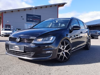 Volkswagen Golf VII Variant STHZ|NAVI|LEDER|BI-XEN|TEMP Used vehicle for sale | First registration 10/2013 | Price 10.990 €