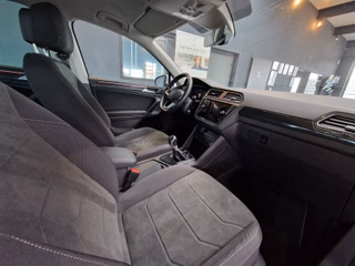 Volkswagen Tiguan Elegance 2.0TDI*MATRIX LED*1.HAND*AHK*ACC - bilder 1
