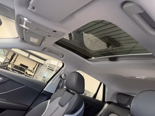 Audi Q2 S-Line Sport 35 Autom., Matrix Pano Kamera ACC - bilder 8