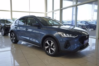 Ford Focus Active X 1.0 155PS aAHK/LED/Navi/Kamera/Winterp.  **