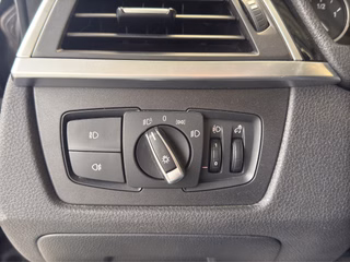 BMW 330 i Advantage Automatik Navi LED 2.Hd AHK - foto 8