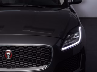 Jaguar E-PACE SE AWD PANO AHK SHZ RFK - foto 19