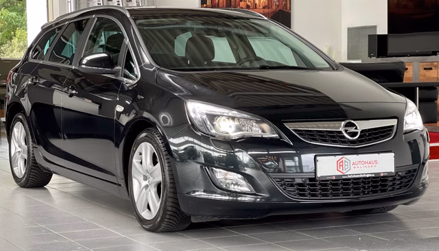 Opel Astra J ST OPC LINE PAKET|BI-XEN|SDACH|NAVI|SHZ|PDC Gebrauchtwagen Kaufen | EZ 04/2012 | Preis 9.990 €