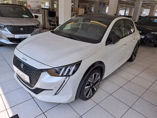 Peugeot 208 GT Sommer + Winterreifen