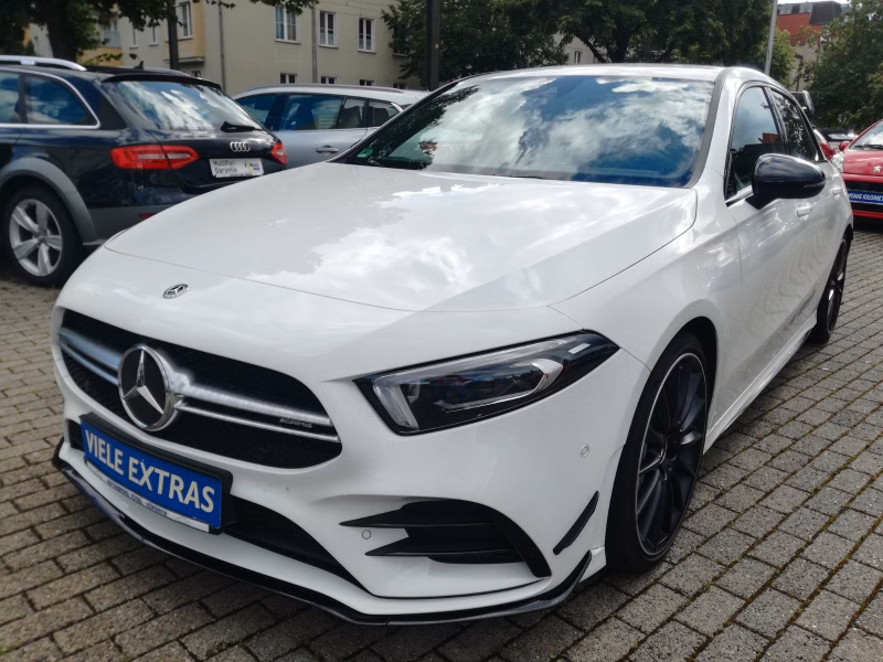 Mercedes-Benz A 35 AMG 4Matic*PERF.SITZE*HECKFLÜGEL*NIGHT*