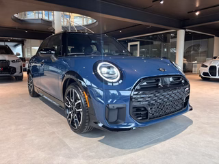 2027 MINI Cooper S 4 Door - photo 3