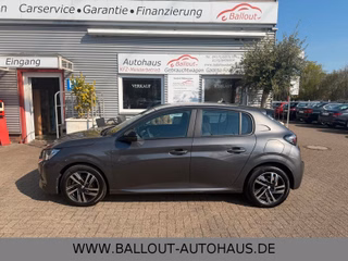 Peugeot 208 Used vehicle for sale