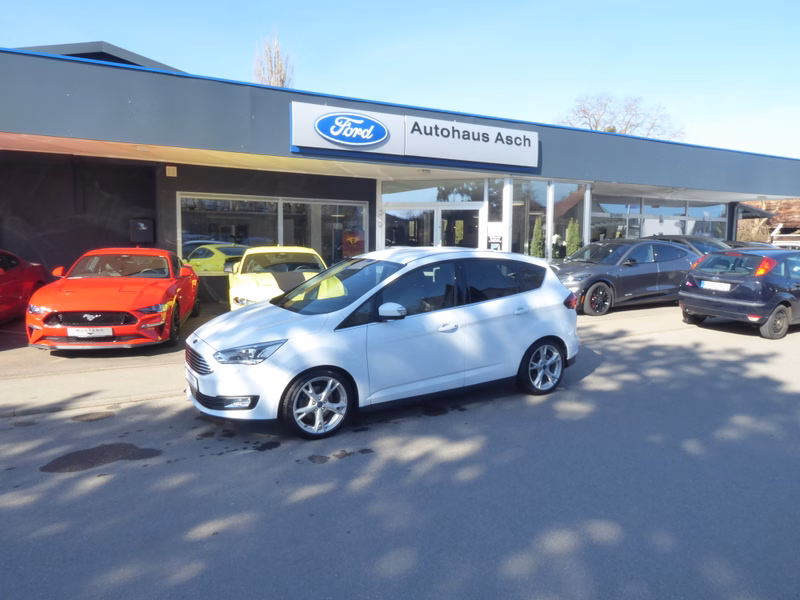 Ford C-Max Titanium 8-fach bereift