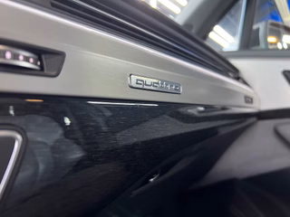 Audi Q7 3.0 TDI quattro S-Line / 7-Sitzer / HEAD-UP / SIDE ASSIST / AUDI PRE ASSIST / ACC / - foto 31